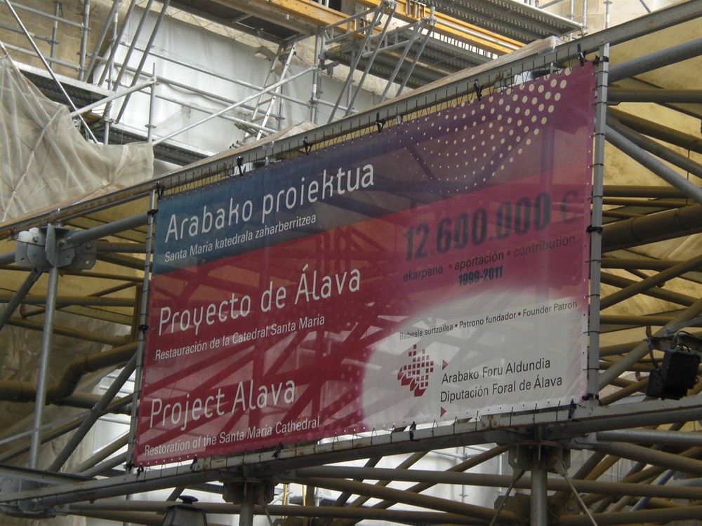 Lonas publicitarias Diputación Foral de Álava | ICÓNICA | Expertos en rotulación en Vitoria-Gasteiz