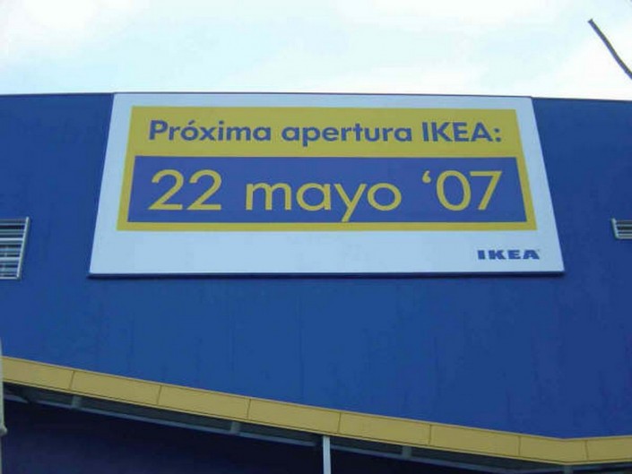 Lonas publicitarias IKEA Zaragoza | ICÓNICA | Expertos en rotulación en Vitoria-Gasteiz