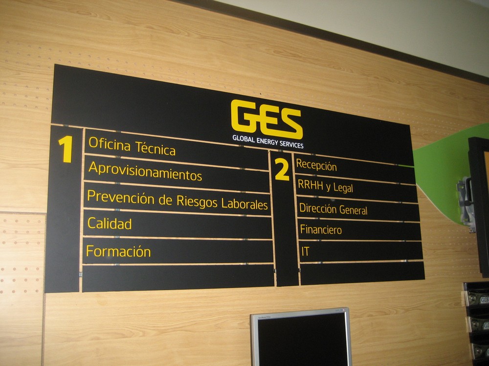 Señalética GES en Bilbao | ICÓNICA | Rótulos en Vitoria-Gasteiz | Expertos en rotulación