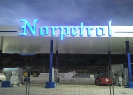 letras corporeas luminosas norpetrol logroño