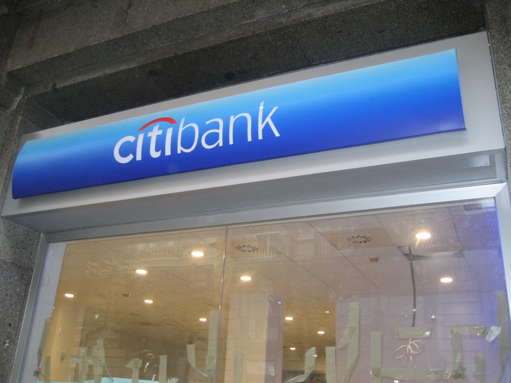 rotulos luminosos citibank bilbao