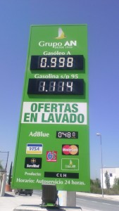 Rótulos electrónicos de gasolinera | ICÓNICA | Expertos en rotulación 